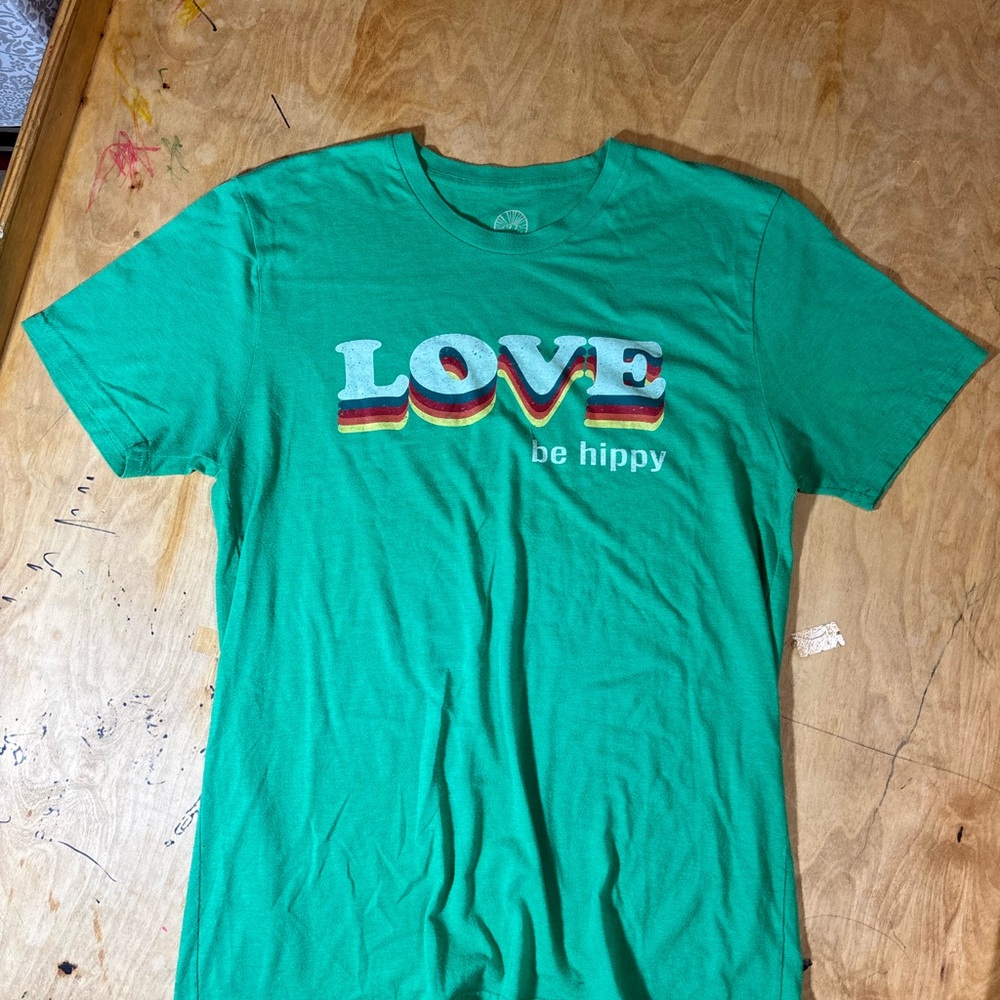 Green Love Be Hippy Short Sleeve Tee